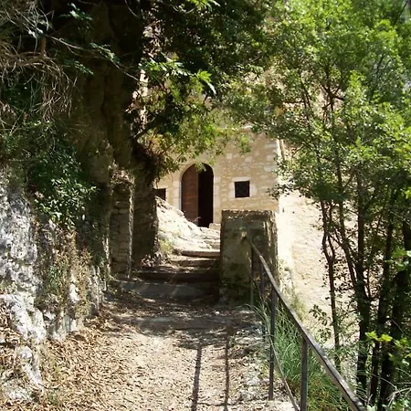 Alloggio Agrestini *